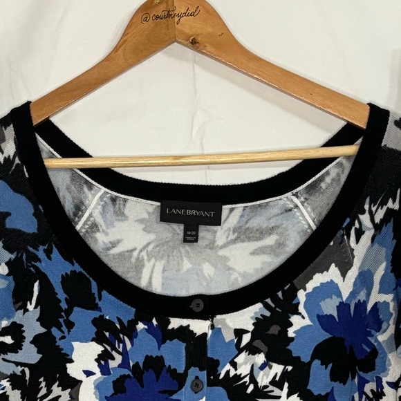 Lane Bryant Blue, White, Black & Gray Floral Print Cardigan Sweater Size 18/20 - Picture 6 of 16